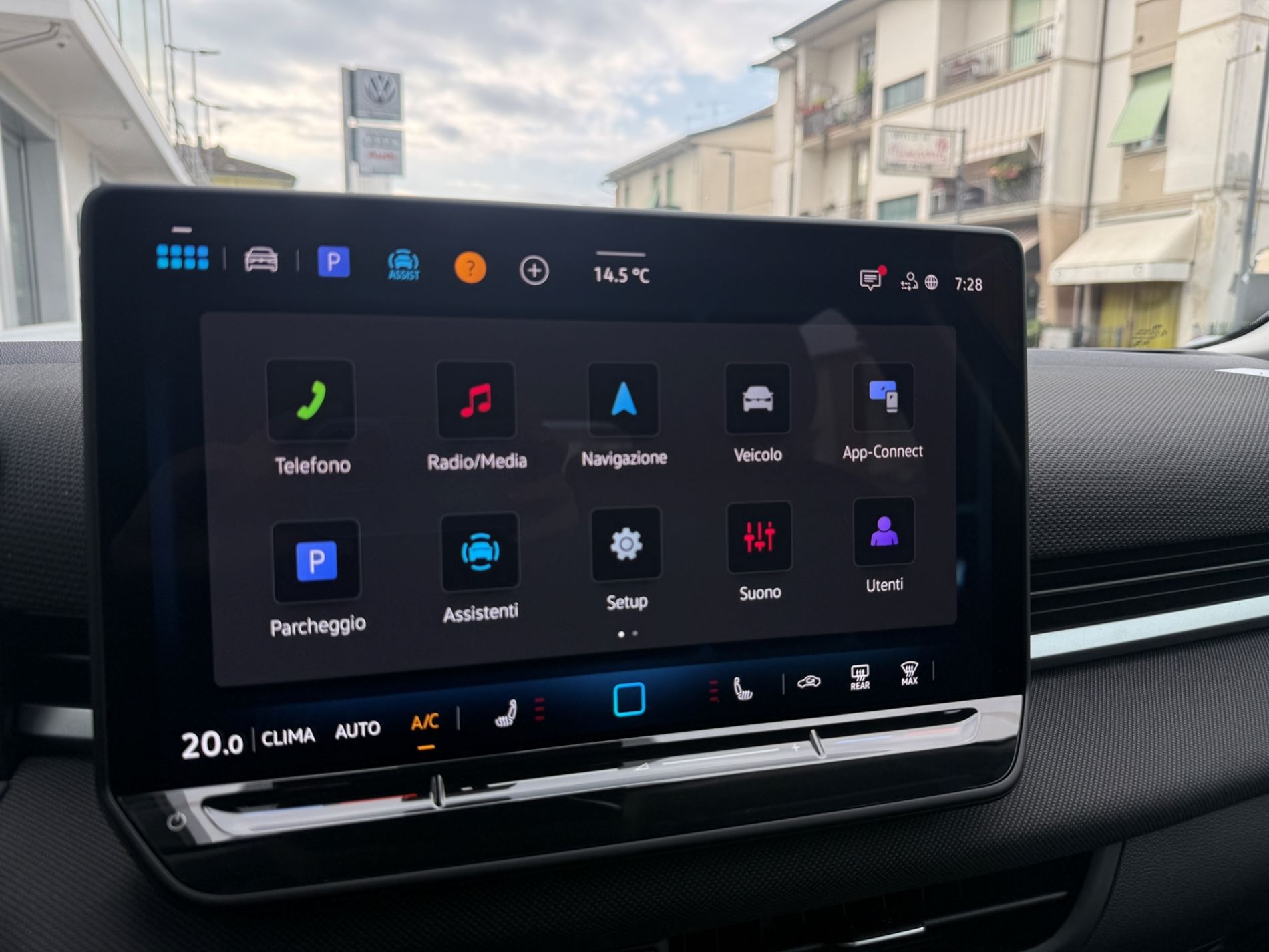 T-Roc 1.5 etsi Life 115cv dsg - Autosani