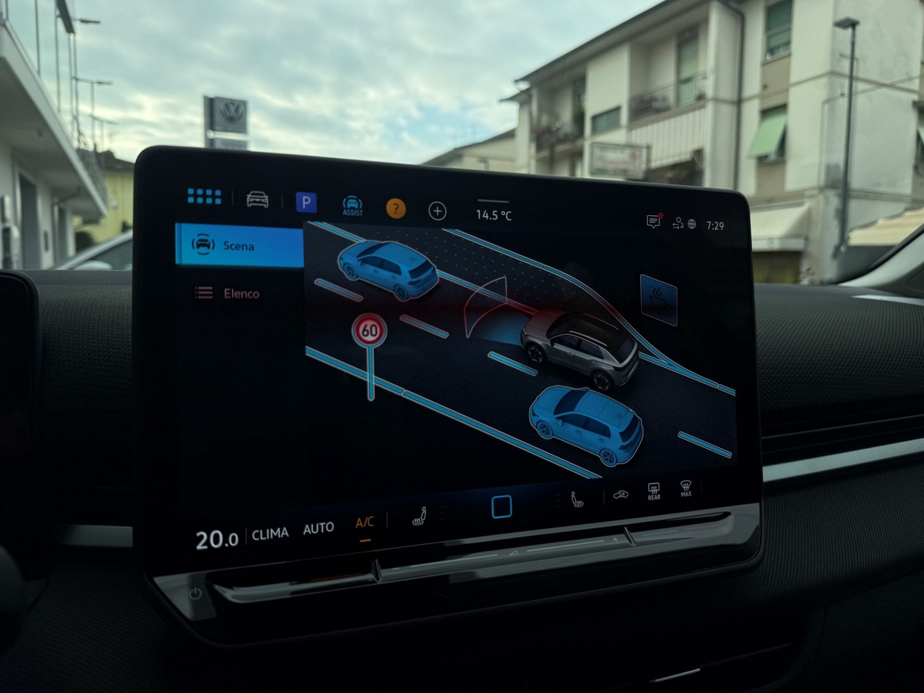 T-Roc 1.5 etsi Life 115cv dsg - Autosani