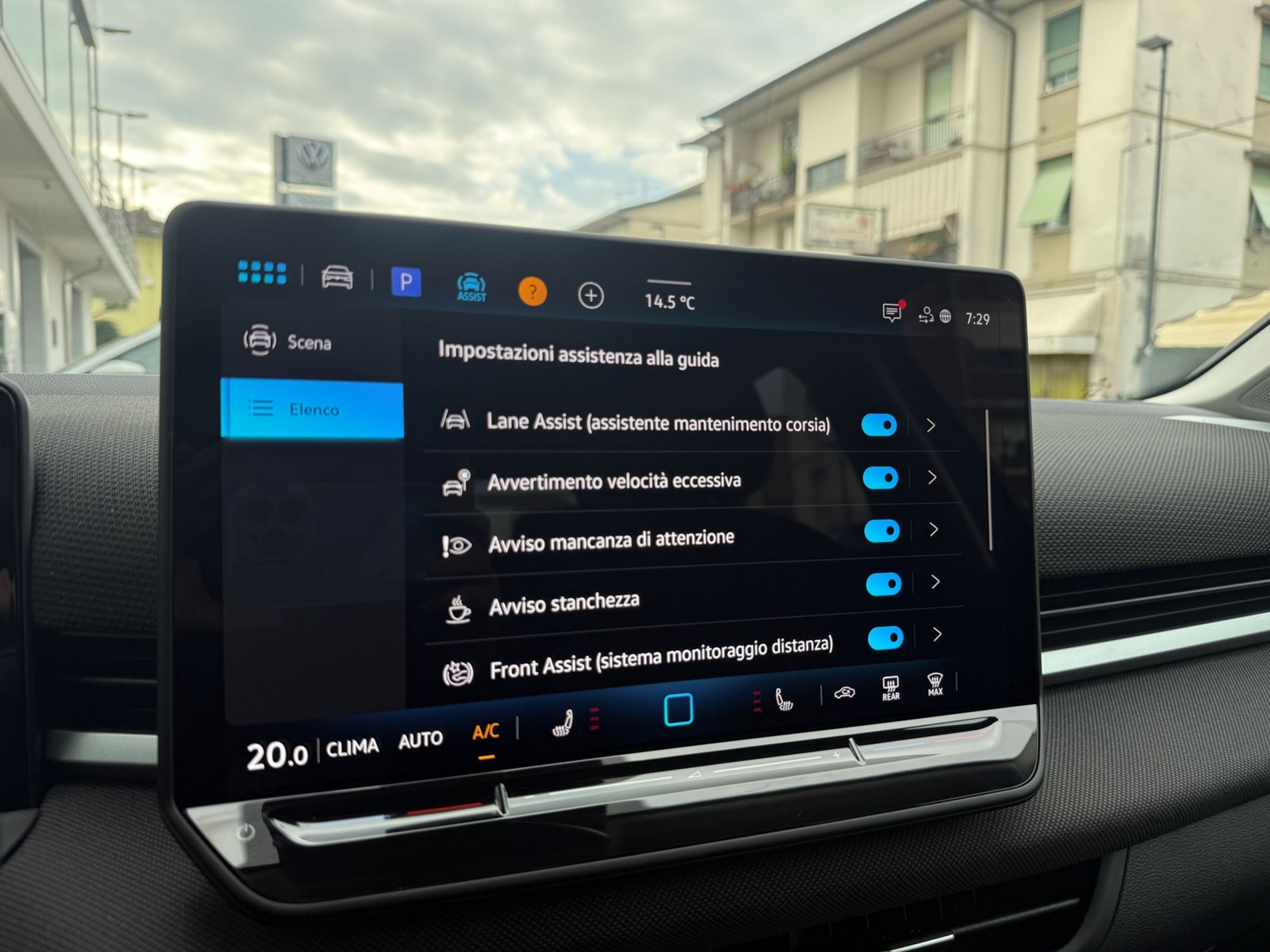 T-Roc 1.5 etsi Life 115cv dsg - Autosani