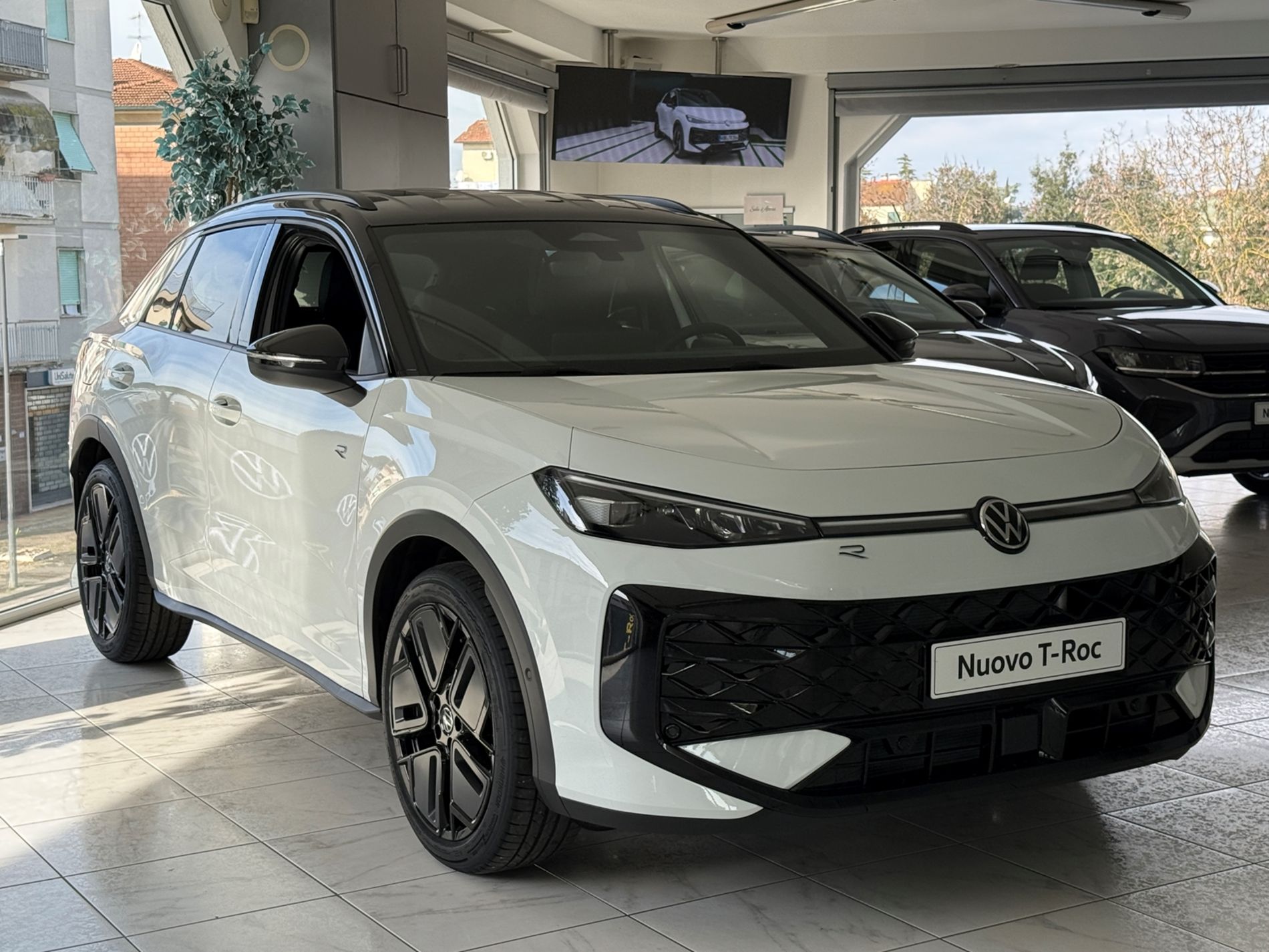 T-Roc 1.5 etsi R-Line 150cv dsg - Autosani