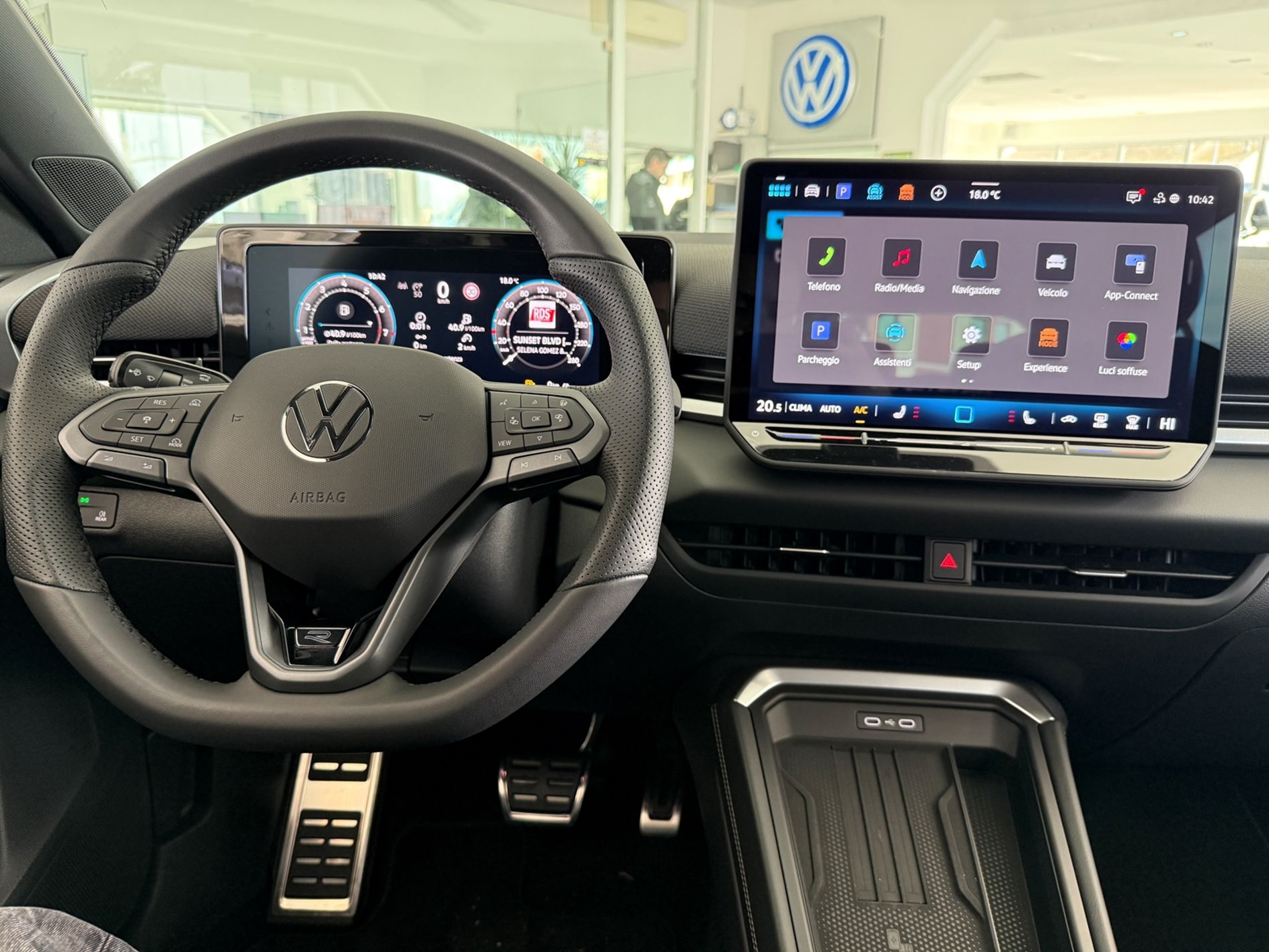 T-Roc 1.5 etsi R-Line 150cv dsg - Autosani