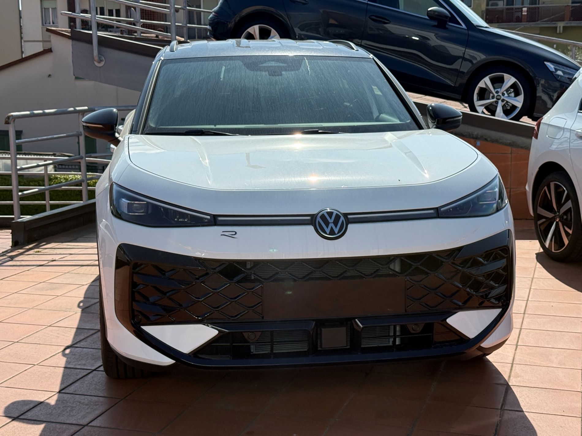 T-Roc 1.5 etsi R-Line 150cv dsg - Autosani