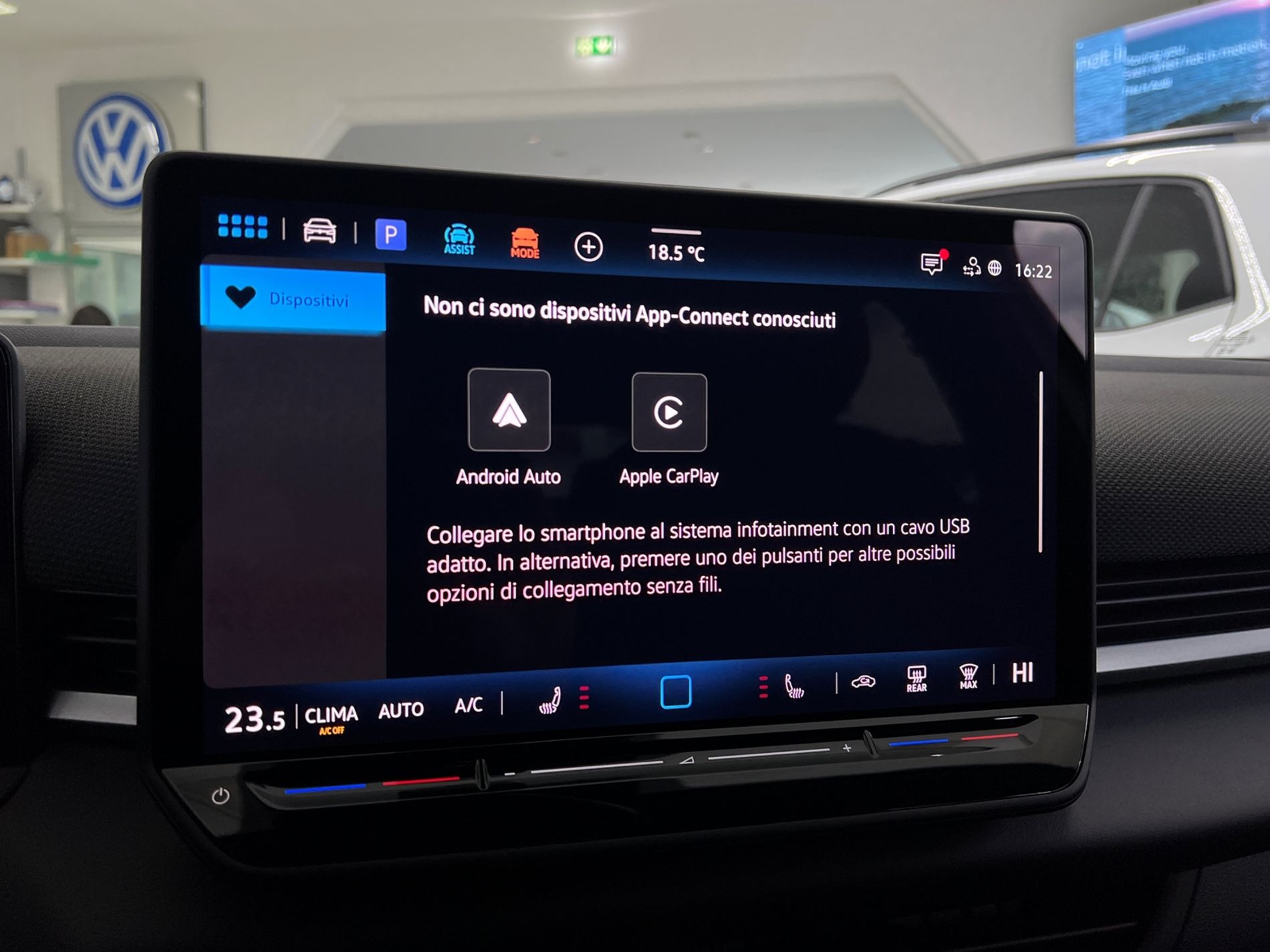 T-Roc 1.5 etsi R-Line 150cv dsg - Autosani