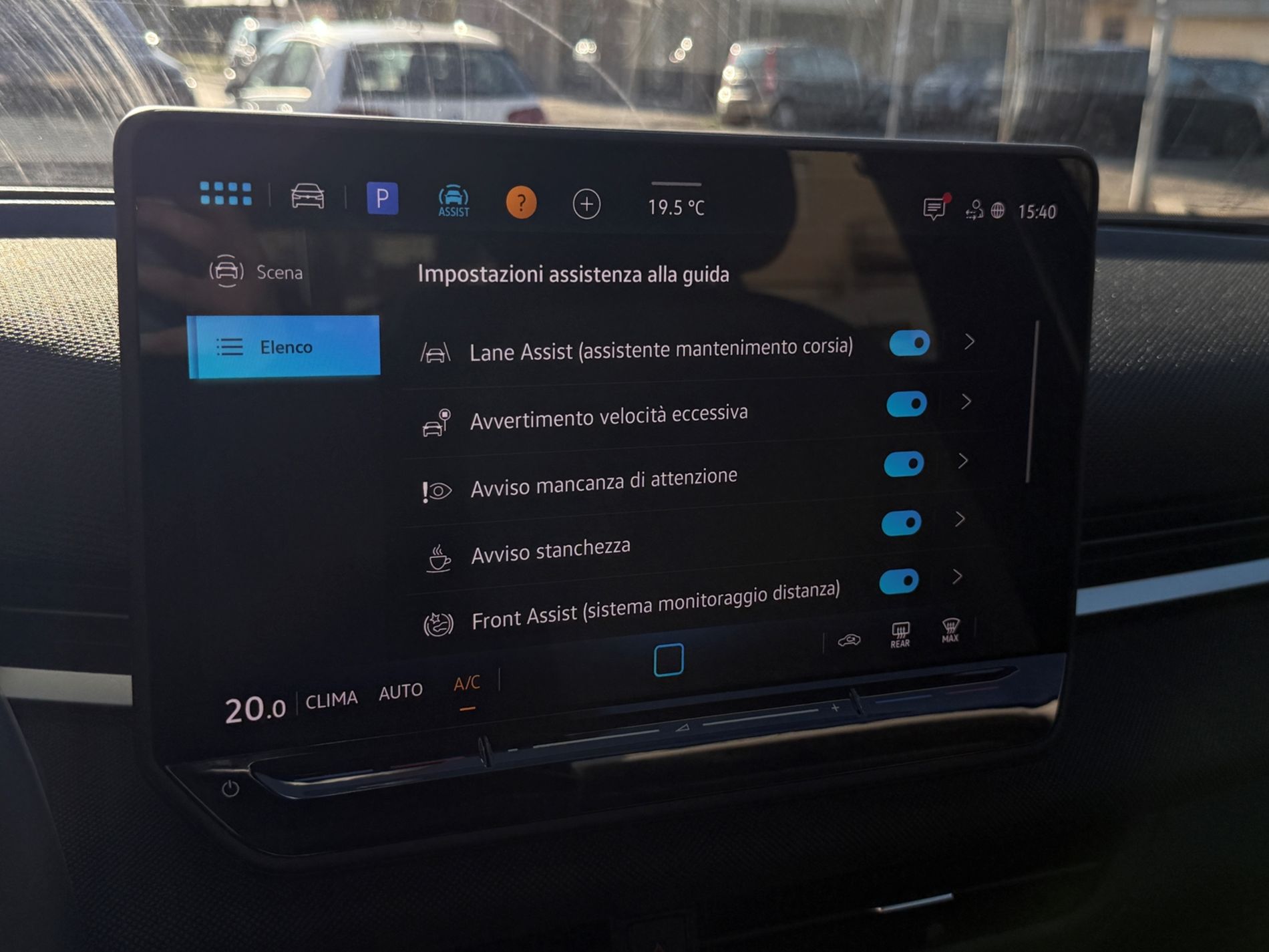 T-Roc 1.5 etsi Style 115cv dsg - Autosani