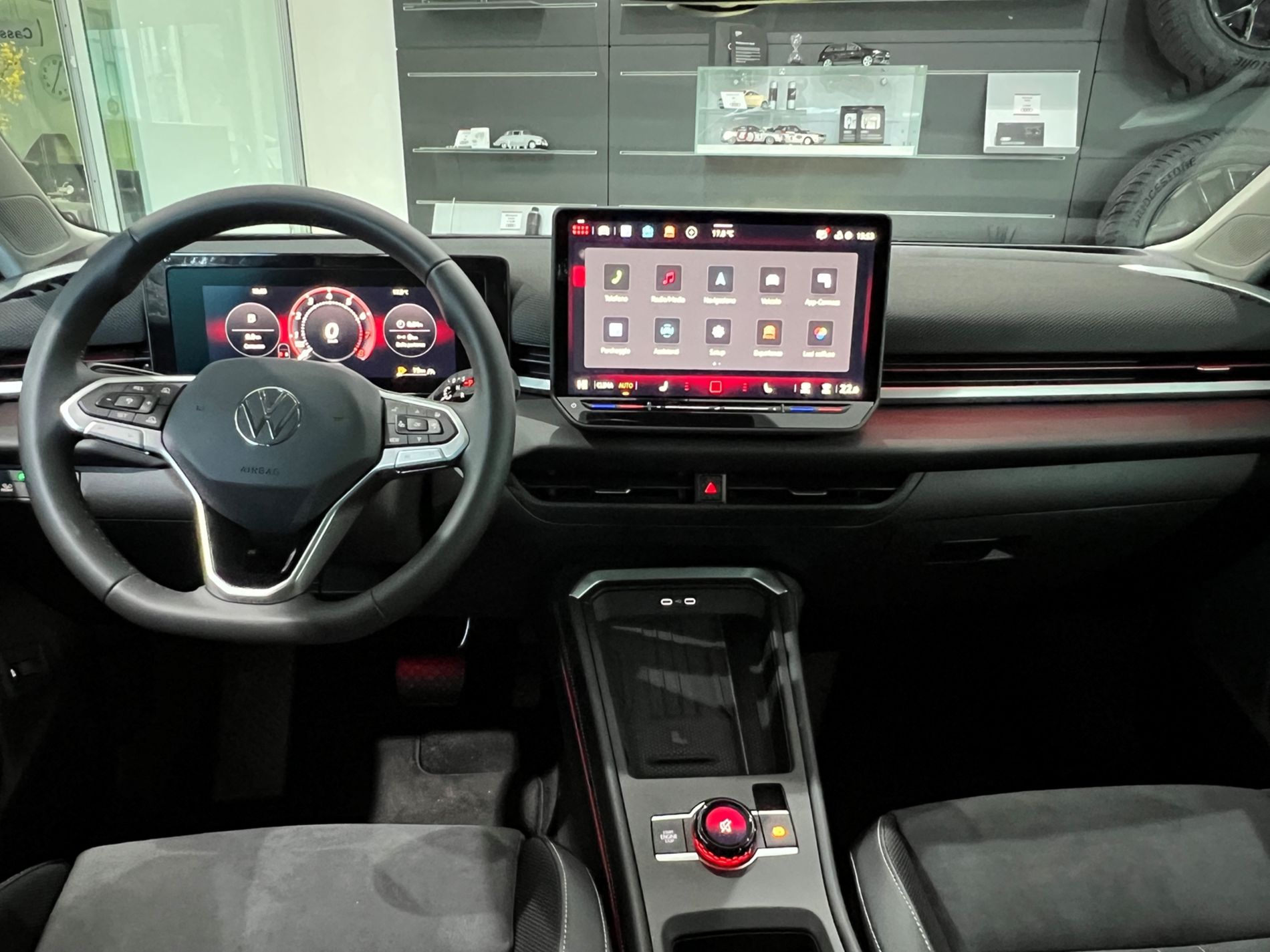 T-Roc 1.5 etsi Style 115cv dsg - Autosani