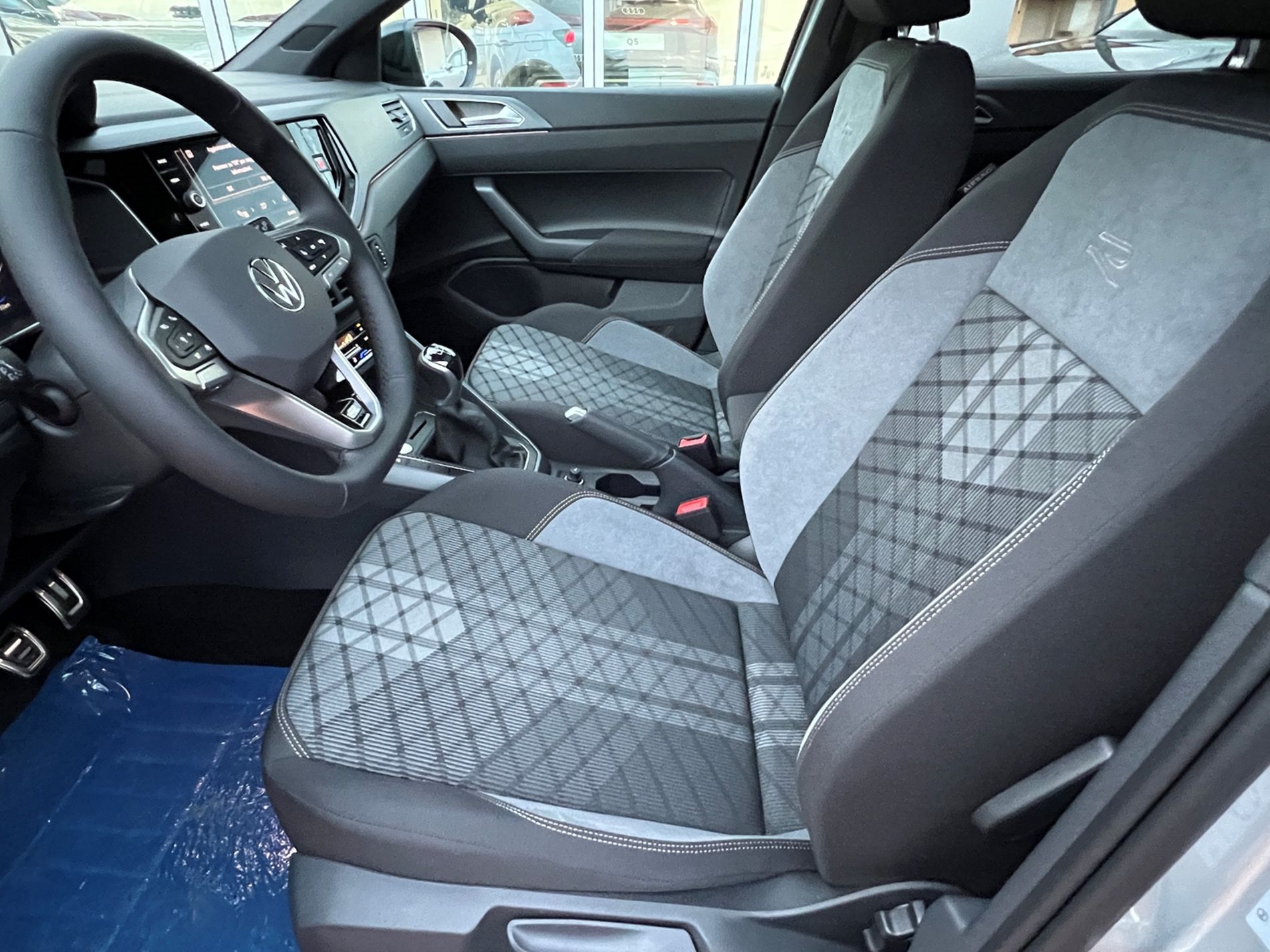 Taigo 1.0 tsi R-Line Plus 115cv - Autosani