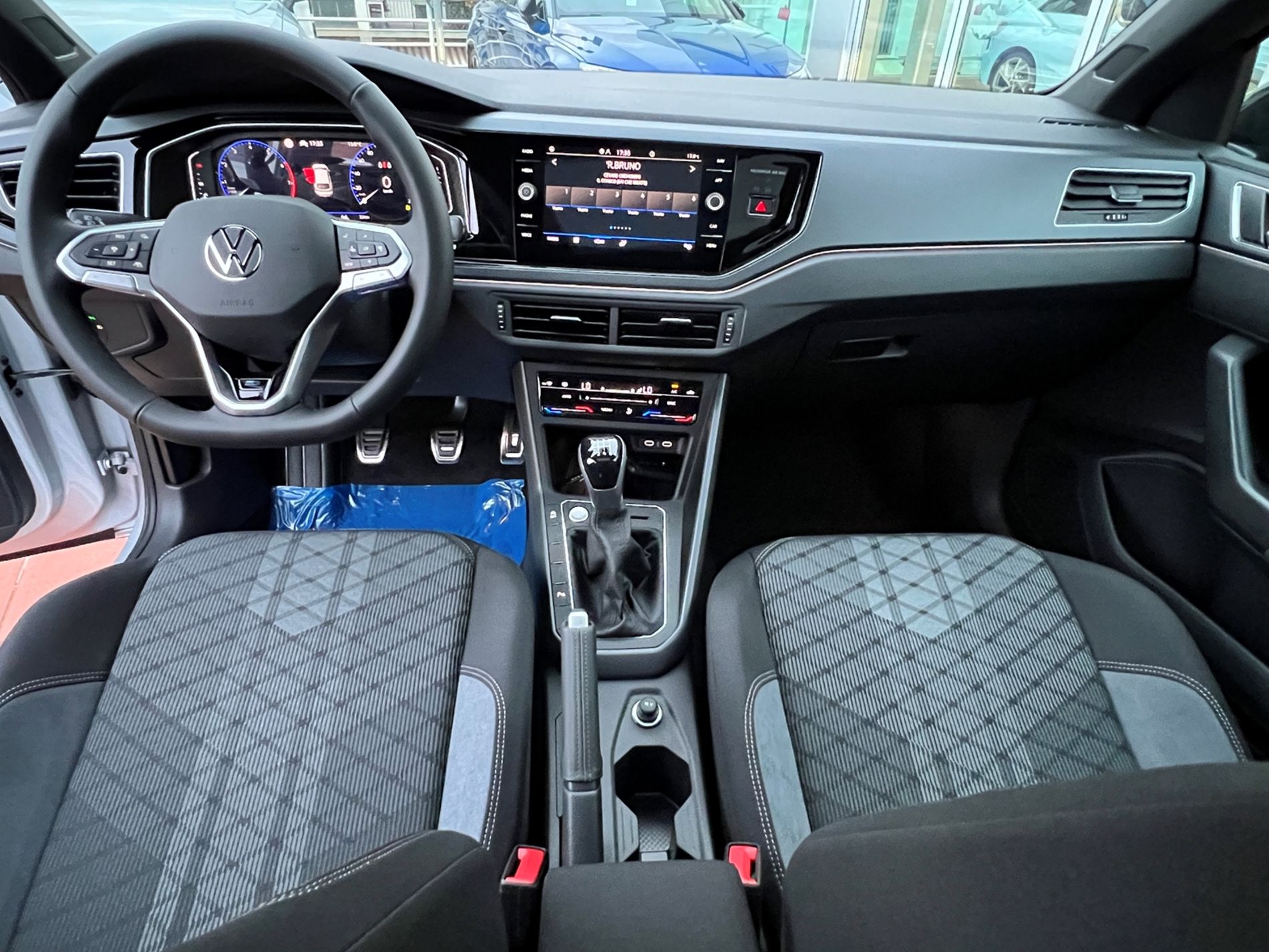 Taigo 1.0 tsi R-Line Plus 115cv - Autosani