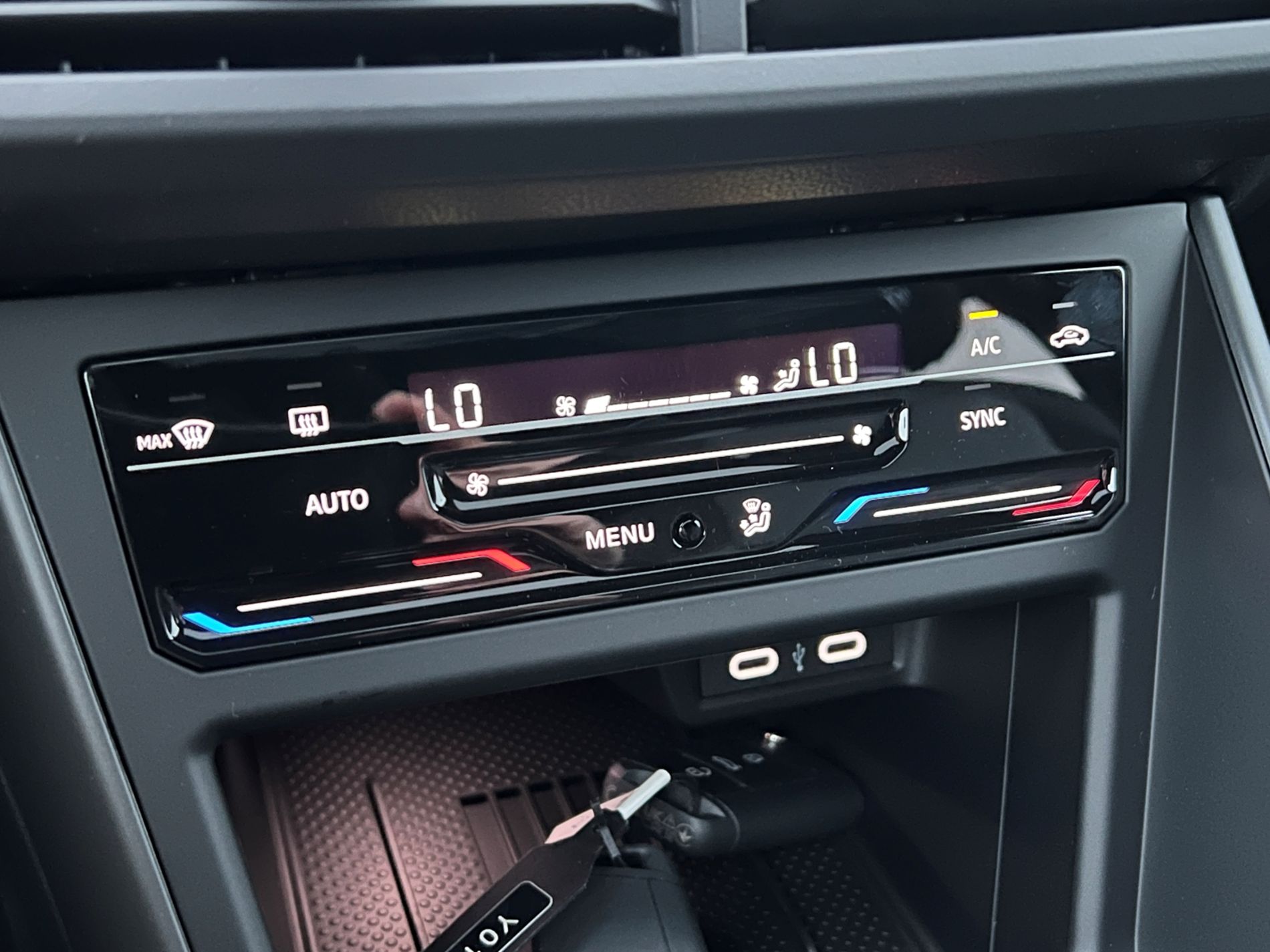 Taigo 1.0 tsi R-Line Plus 115cv - Autosani