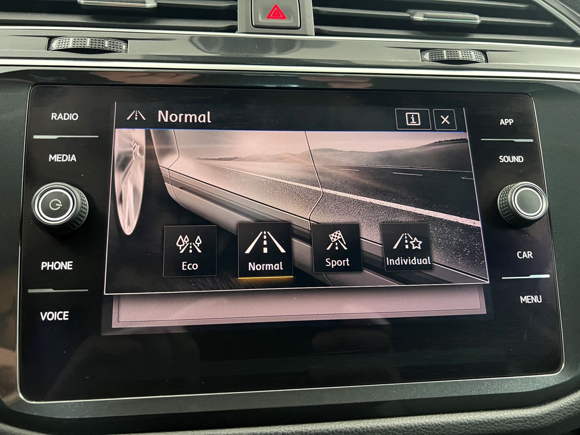 Tiguan 2.0 tdi Sport 4motion 150cv dsg - Autosani