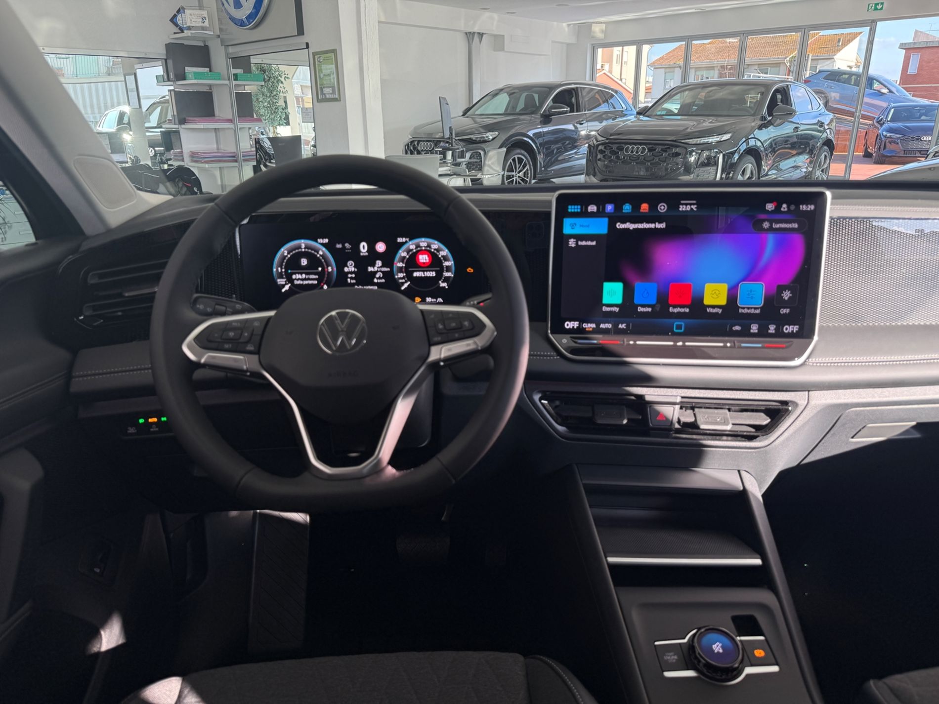 Tiguan 2.0 tdi Edition Plus 150cv dsg - Autosani