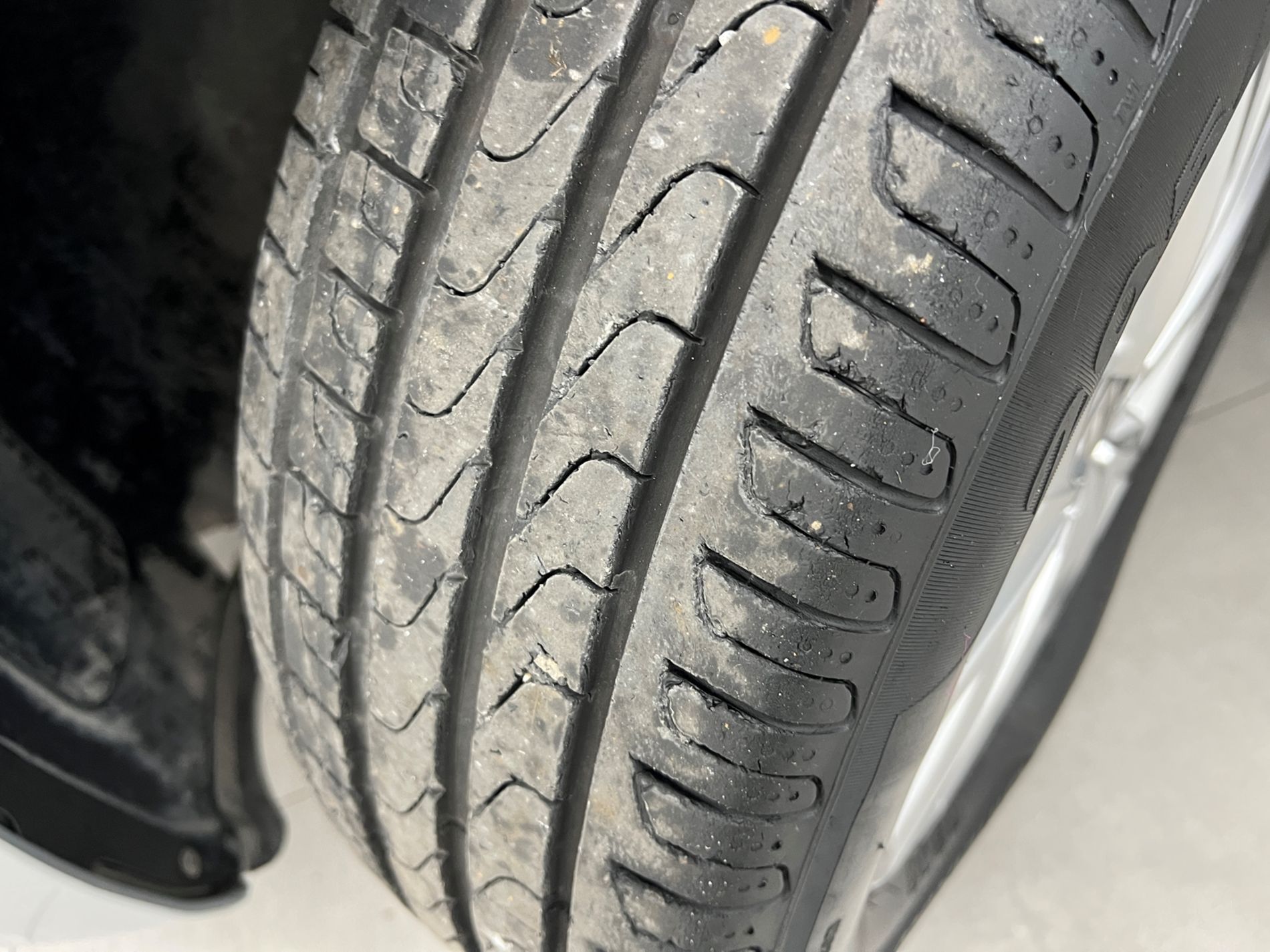 Touran 2.0 tdi Business 122cv - Autosani