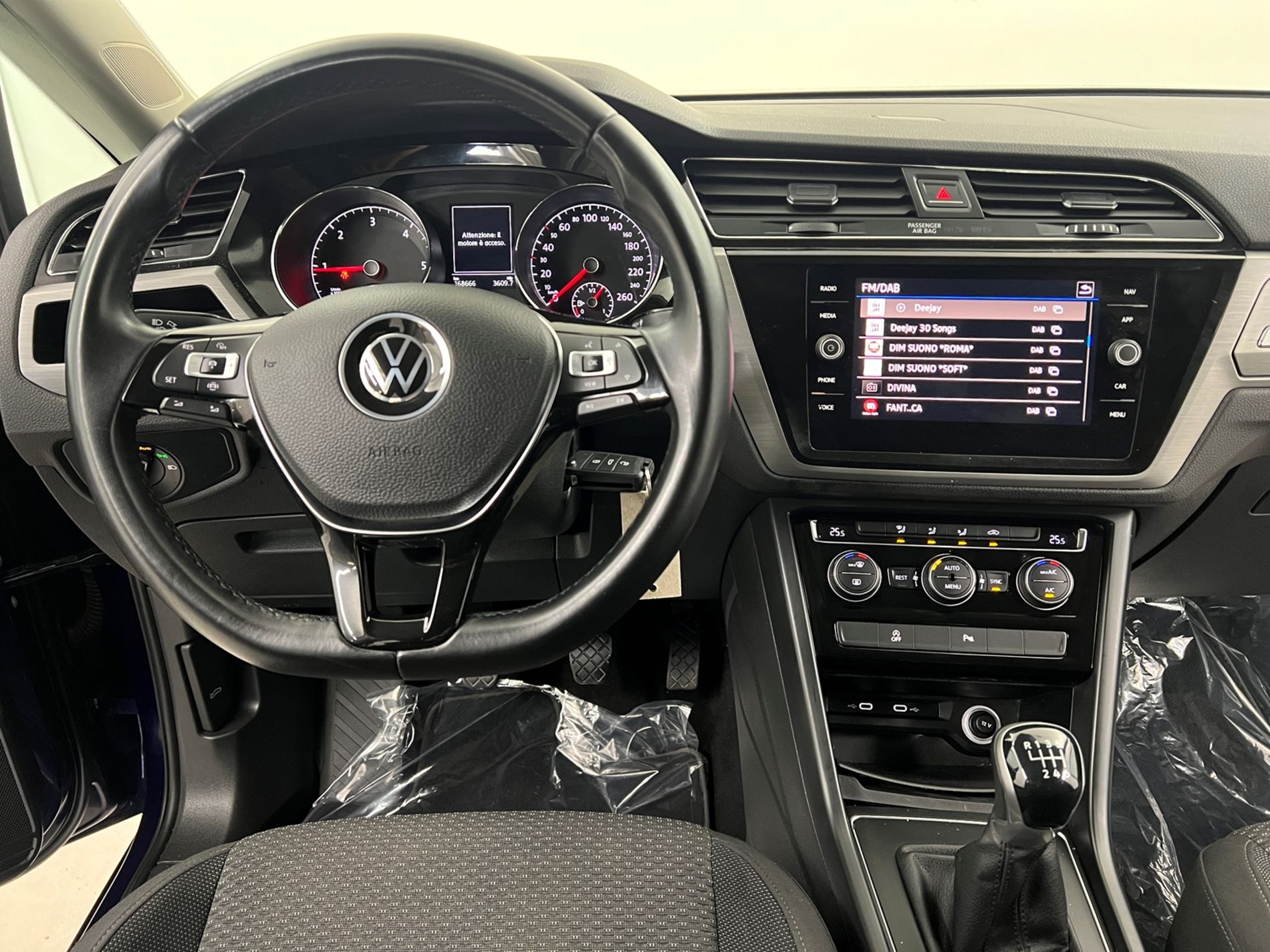 Touran 2.0 tdi Business 122cv - Autosani