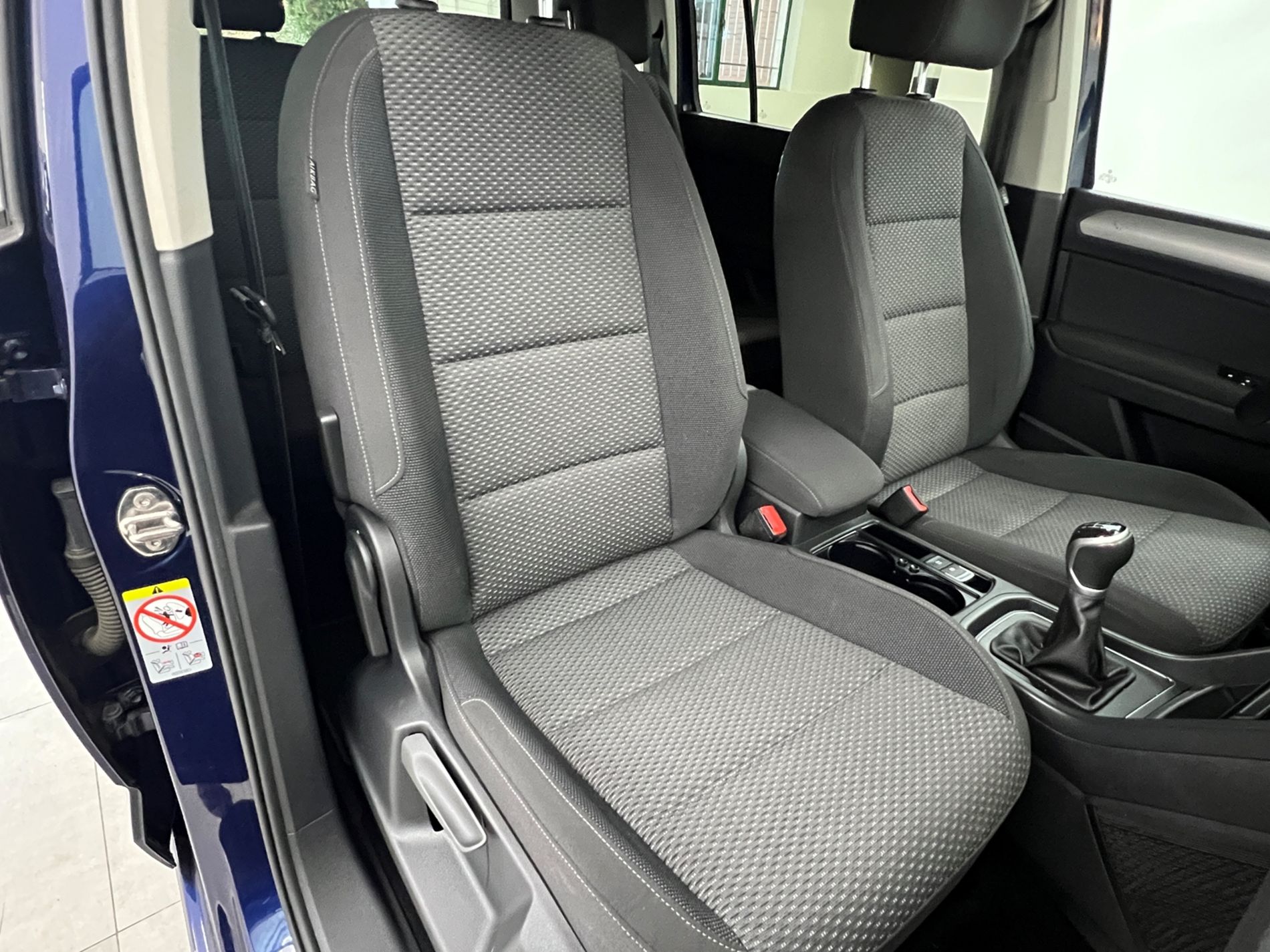 Touran 2.0 tdi Business 122cv - Autosani